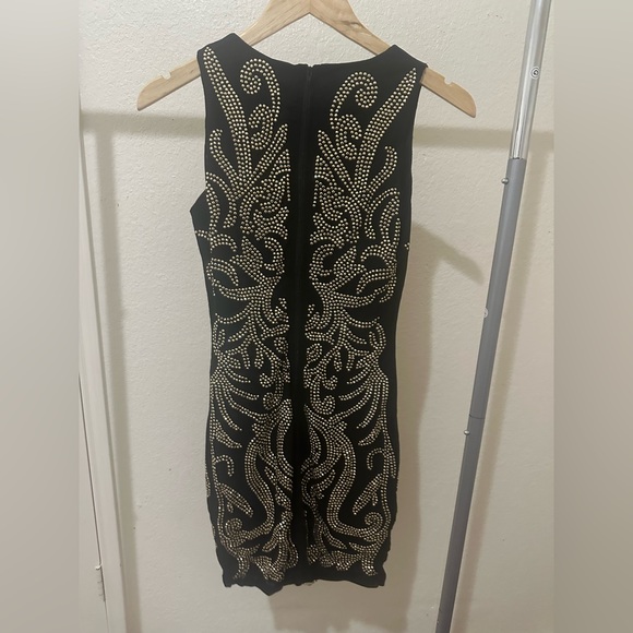 Black and Gold Bodycon Dress - Picture 2 of 4